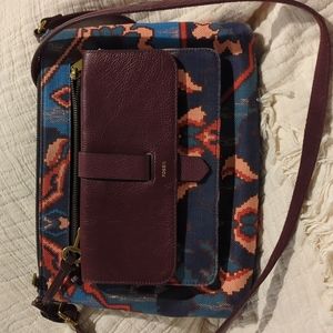 Beautiful  fossil adjustable crossbody perfect no flaws